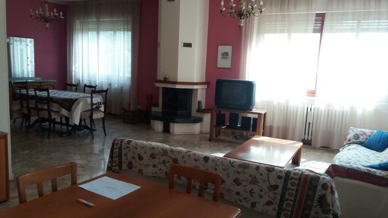Villa Paulette Bassignana Exterior foto